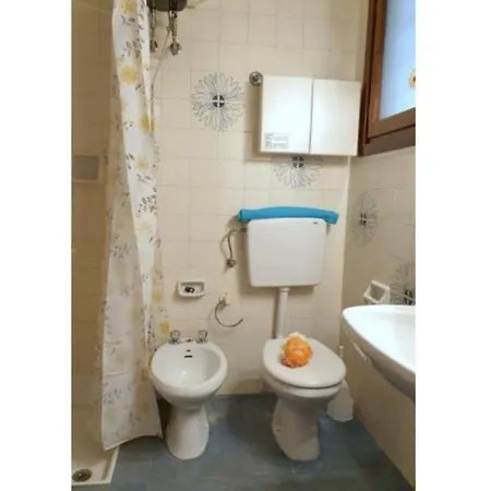 아파트 Two-Room Apartment In Village With Swimming Pool On The Ground Floor 400Mt Sea 비비오네