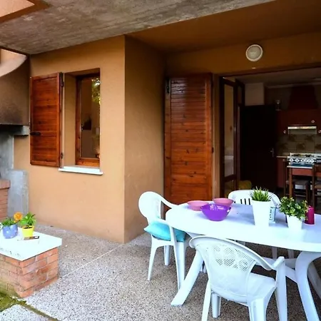 아파트 Two-Room Apartment In Village With Swimming Pool On The Ground Floor 400Mt Sea