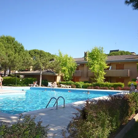 Apartment Two-Room Apartment In Village With Swimming Pool On The Ground Floor 400Mt Sea